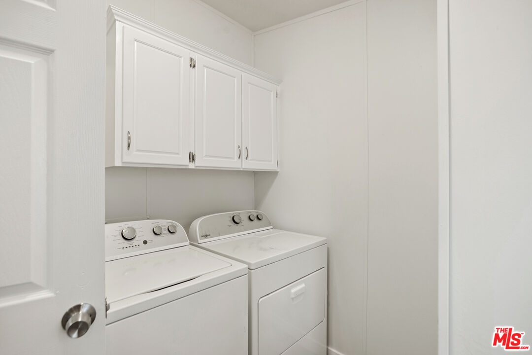 8250 Lankershim Blvd Unit: 33