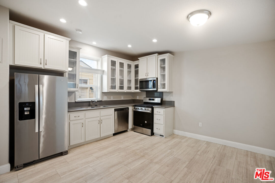 8250 Lankershim Blvd Unit: 126