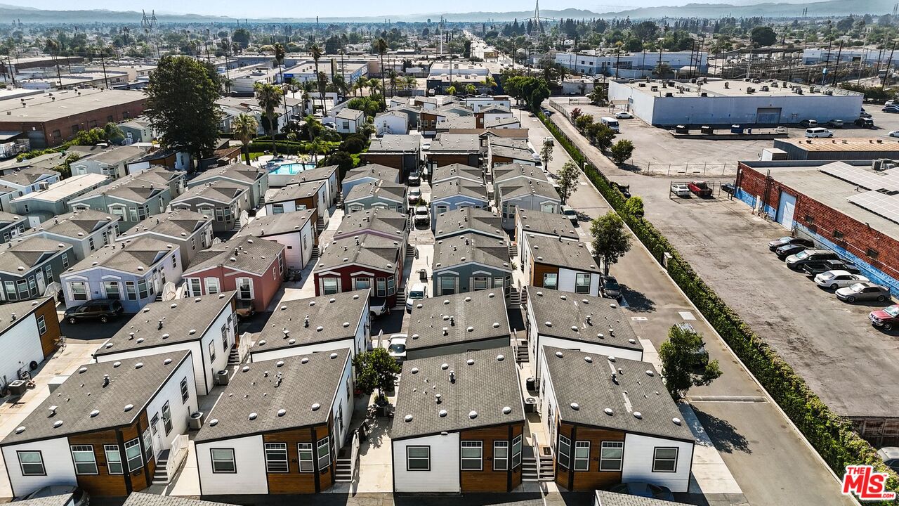 8250 Lankershim Blvd Unit: 73