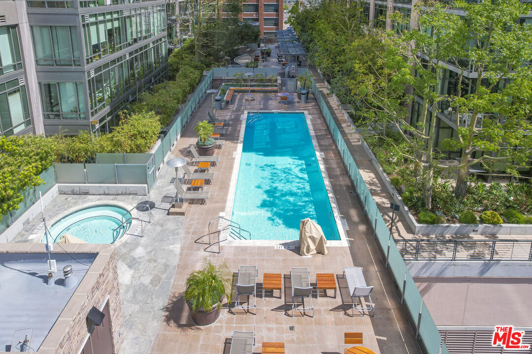 1100 S Hope St Unit: 1506