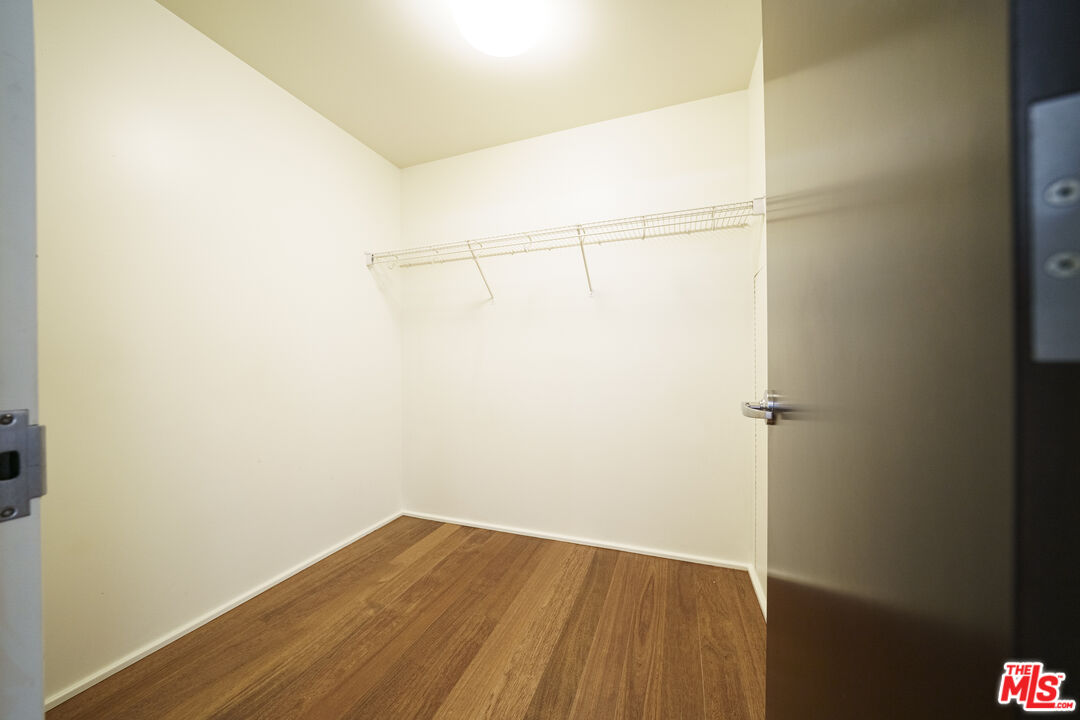 1100 S Hope St Unit: 1506