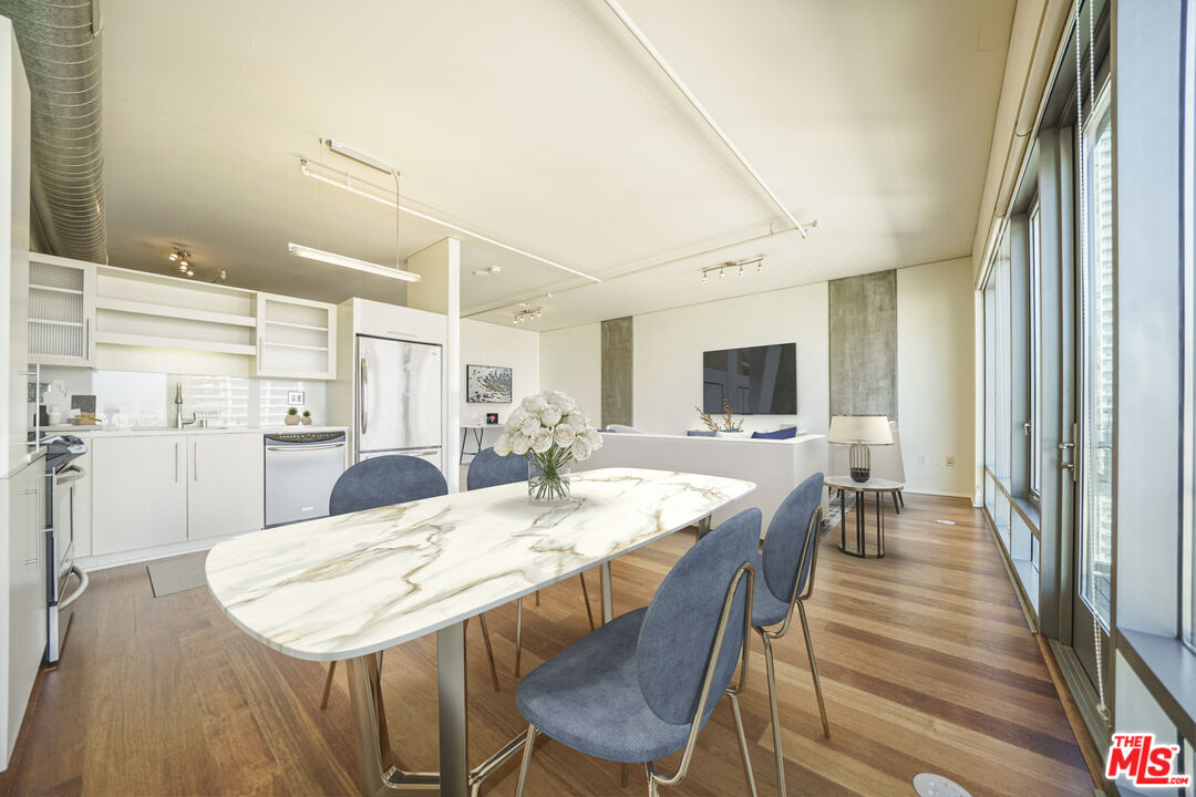 1100 S Hope St Unit: 1506