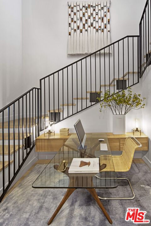 9001 Santa Monica Blvd Unit: 205