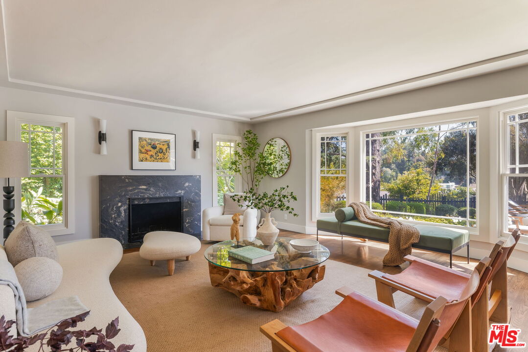 12321 20th Helena Dr