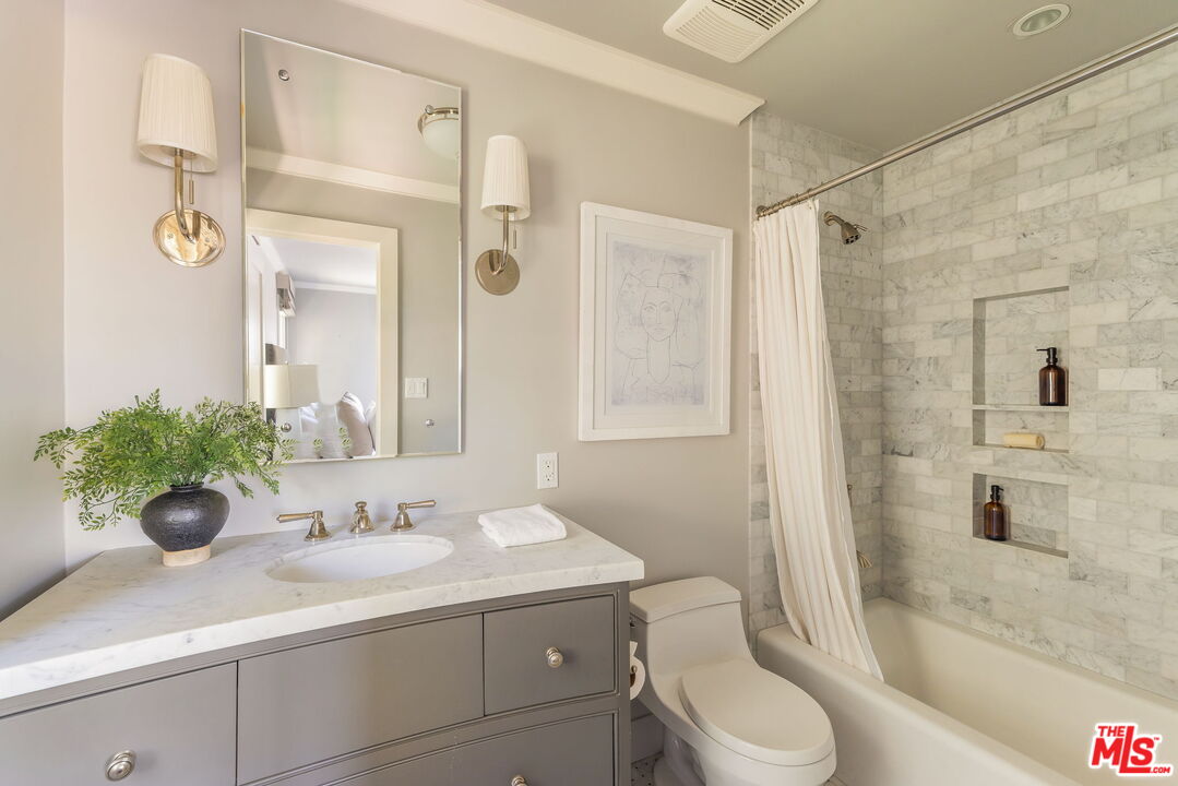 12321 20th Helena Dr