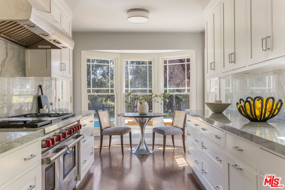 12321 20th Helena Dr