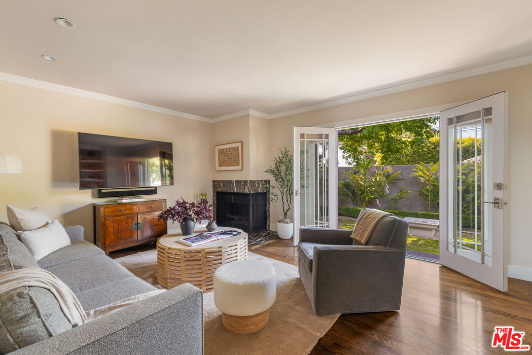 12321 20th Helena Dr