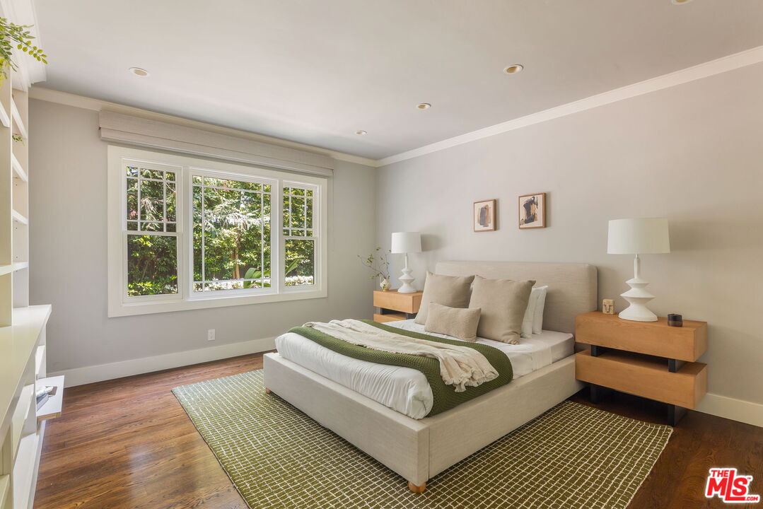 12321 20th Helena Dr