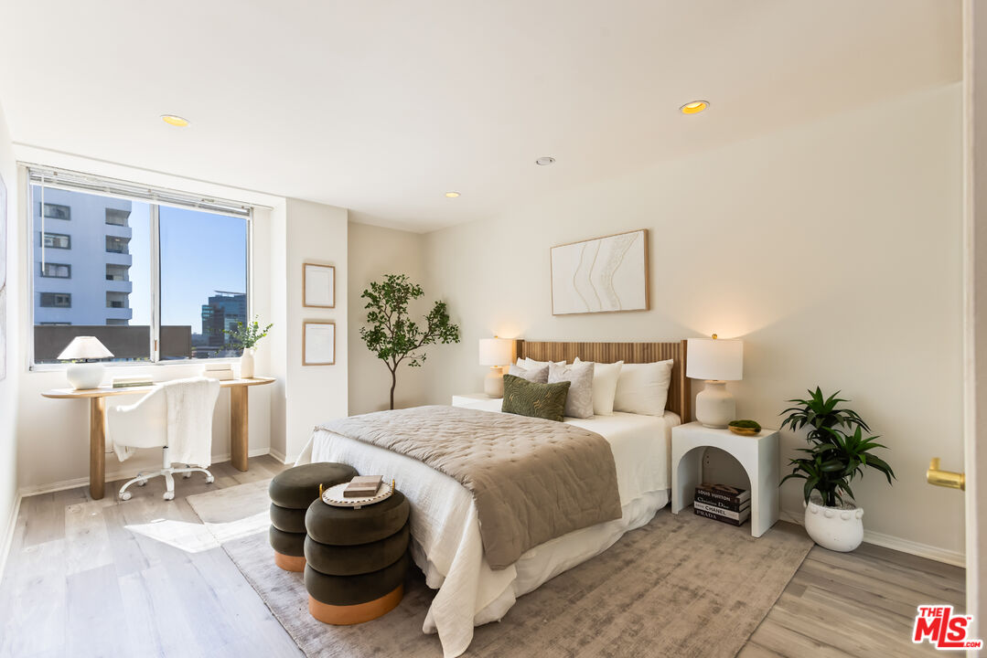 10751 Wilshire Blvd Unit: 1009