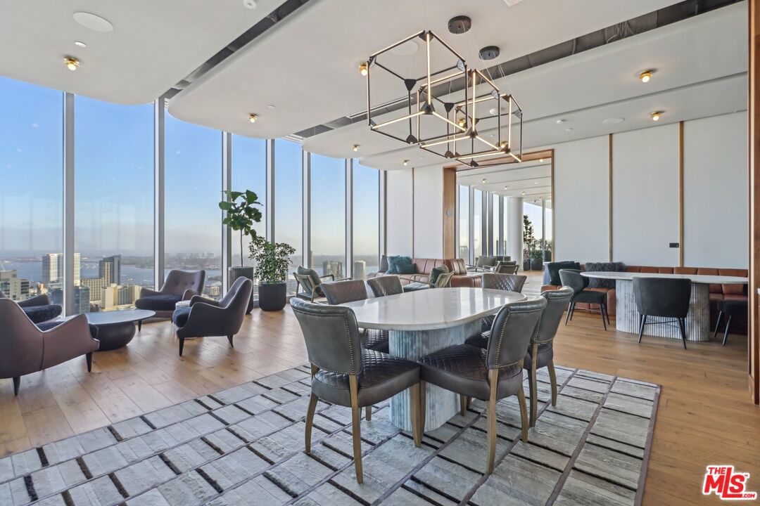 800 Broadway Unit: PH 2