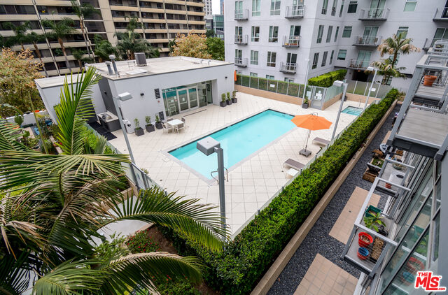 645 W 9Th St Unit: 435