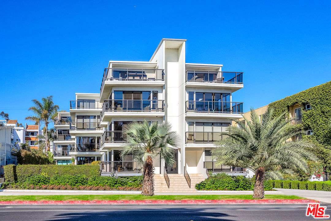 833 Ocean Ave Unit: 301