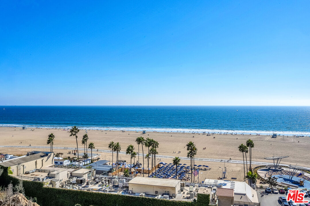 833 Ocean Ave Unit: 301