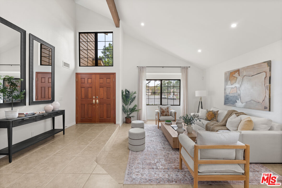 6514 S Copperwood Ave