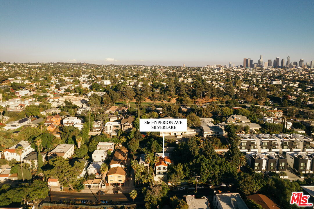 816 Hyperion Ave
