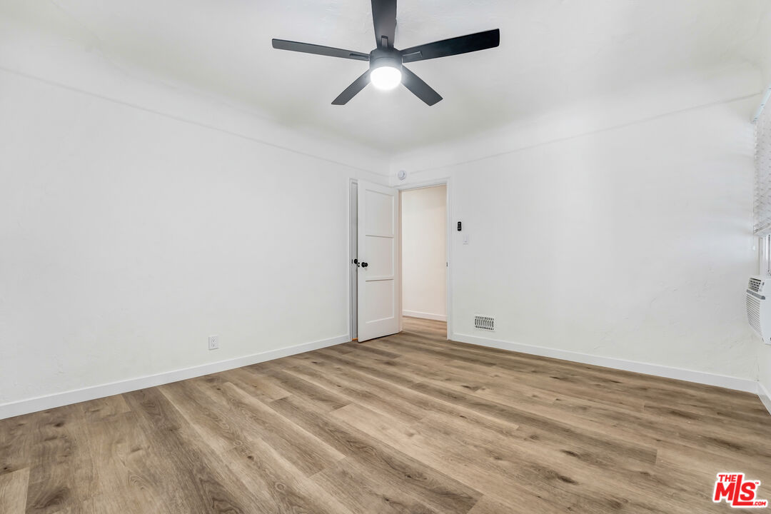 308 S Reeves Dr Unit: 310C