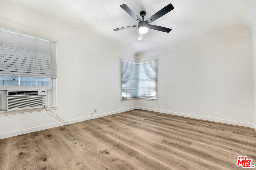 308 S Reeves Dr Unit: 310C