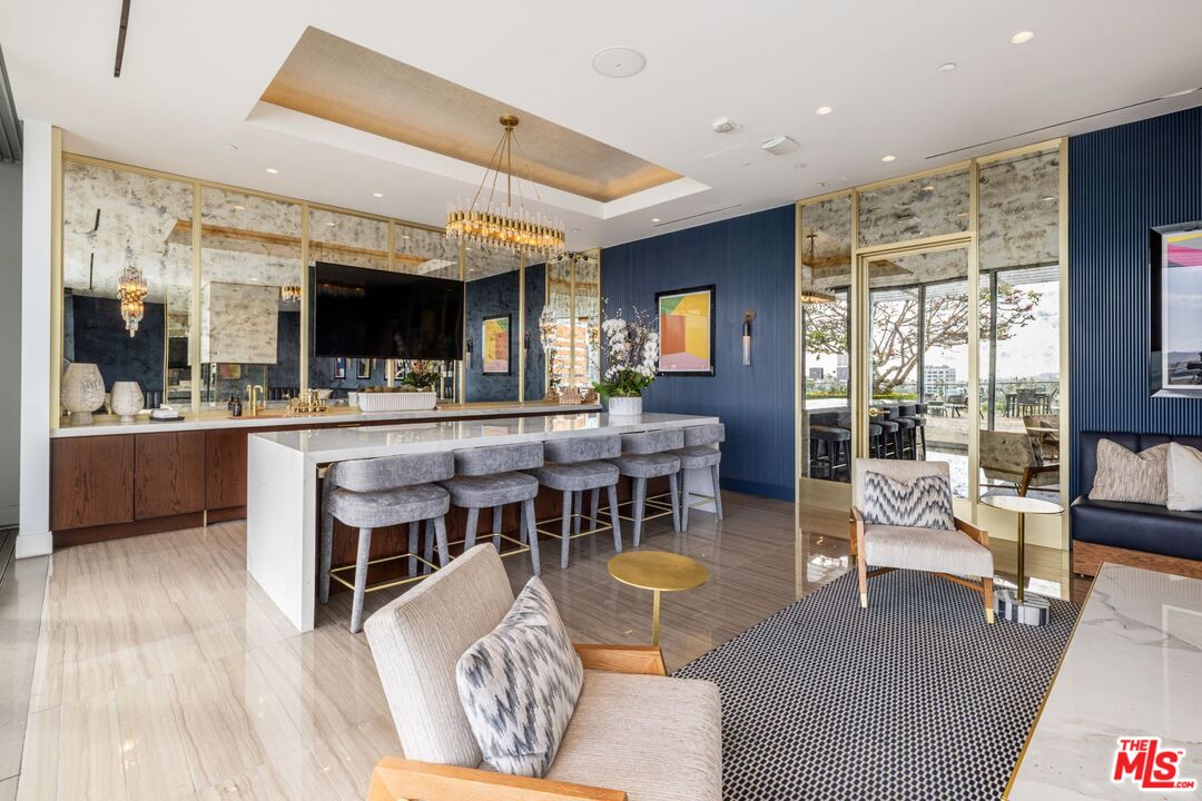 8500 Burton Way Unit: 718