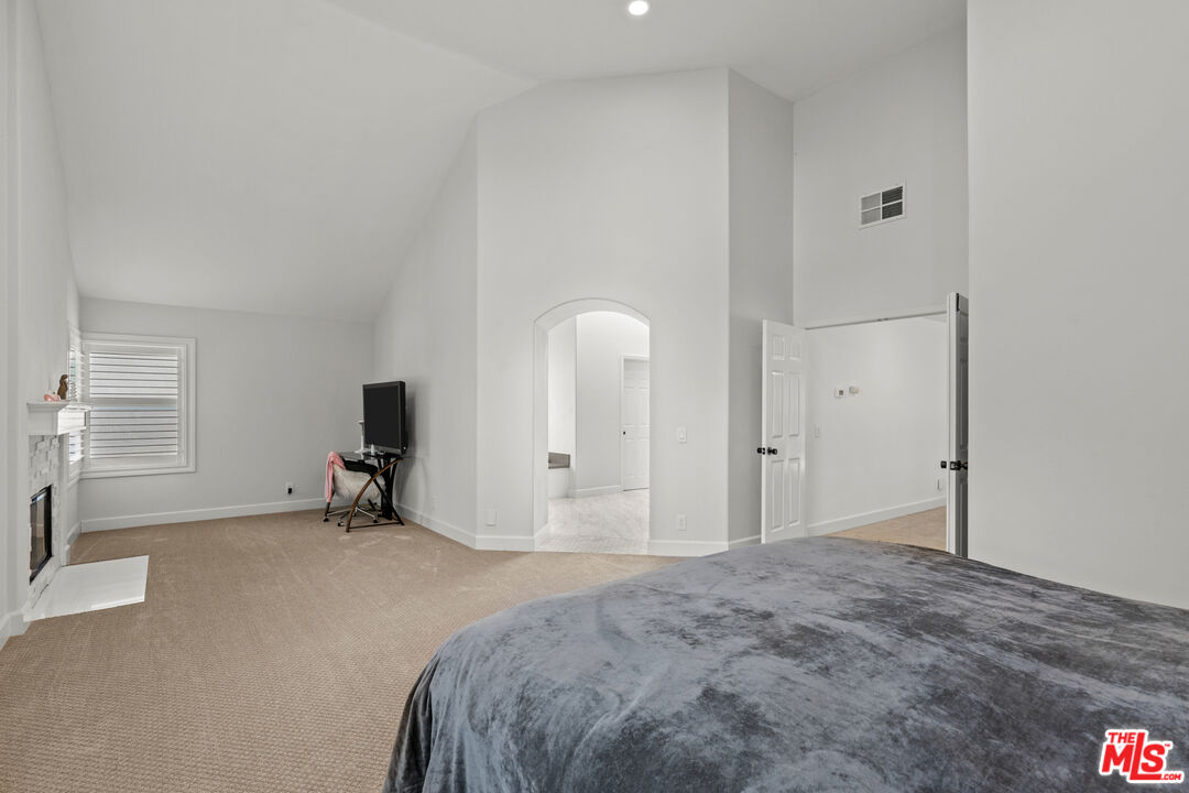 4370 Park Monte Nord