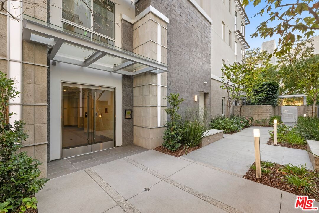 450 N Palm Dr Unit: 507