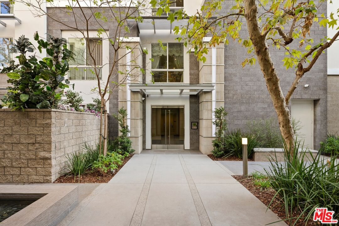 450 N Palm Dr Unit: 507