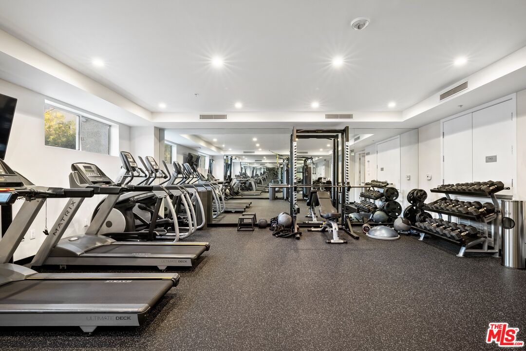 450 N Palm Dr Unit: 507