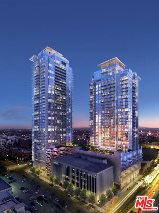 1201 S Hope St Unit: PH 1