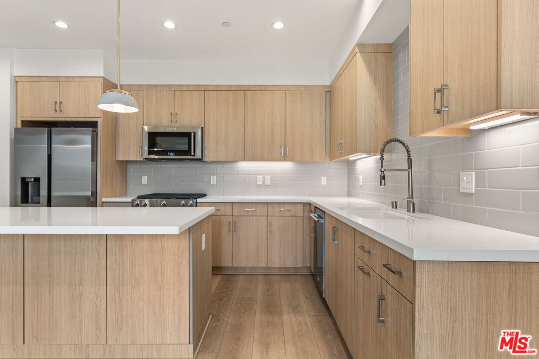 3419 N Fletcher Drive