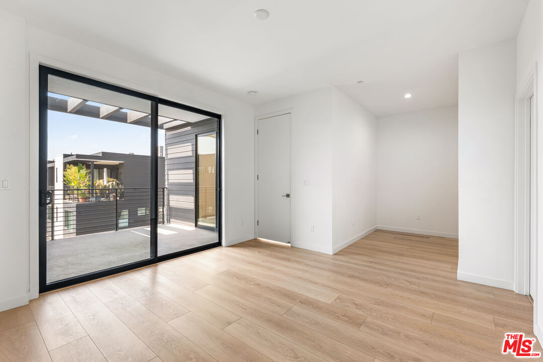 3419 N Fletcher Drive