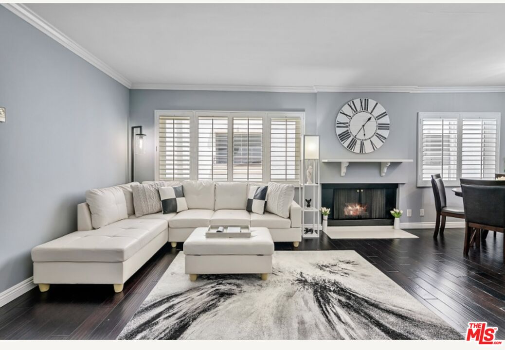 11639 Chenault St Unit: 404