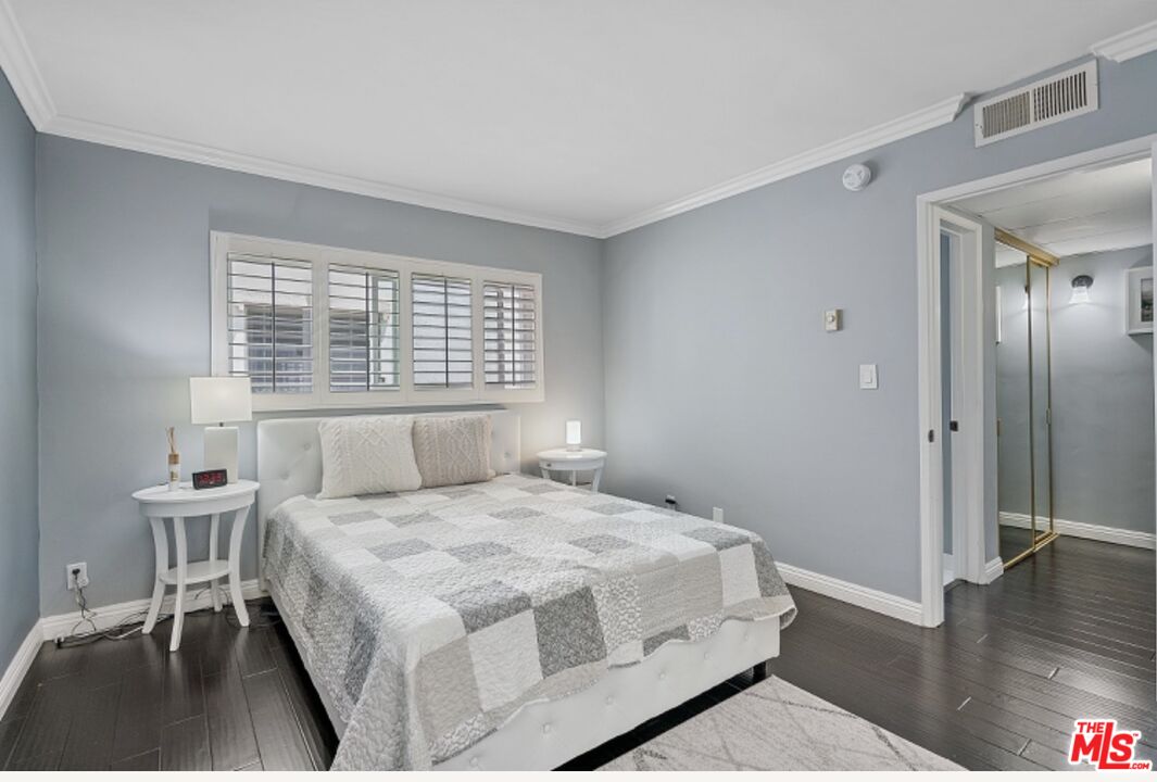 11639 Chenault St Unit: 404