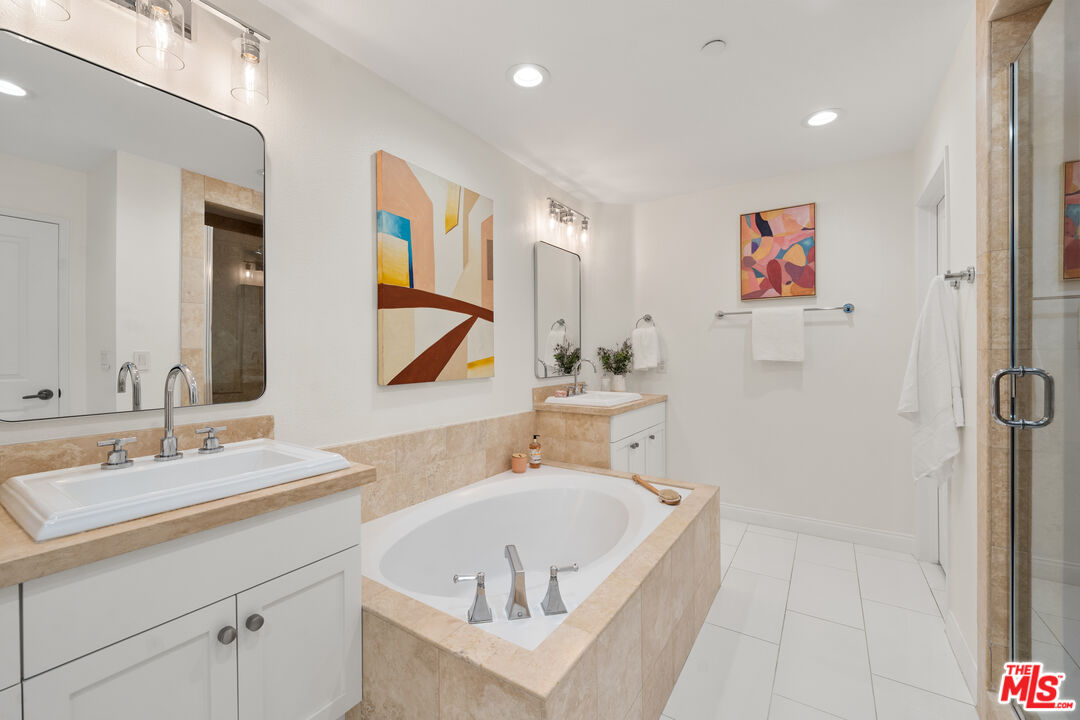 5625 Crescent Park Unit: 114