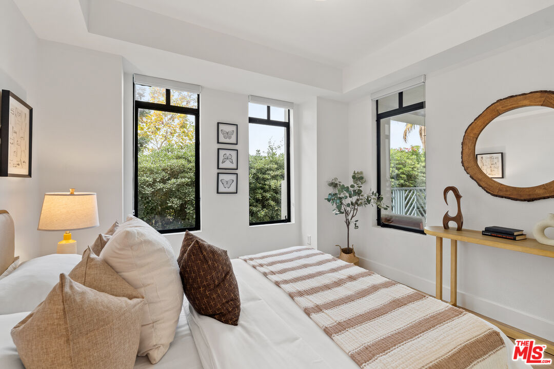 5625 Crescent Park Unit: 114