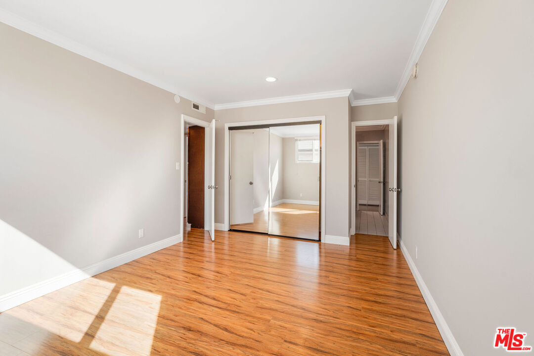 248 S Doheny Dr Unit: 3