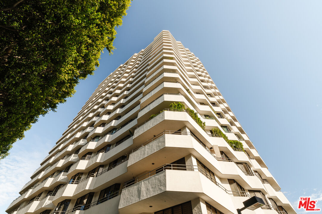 10601 Wilshire Blvd Unit: 303