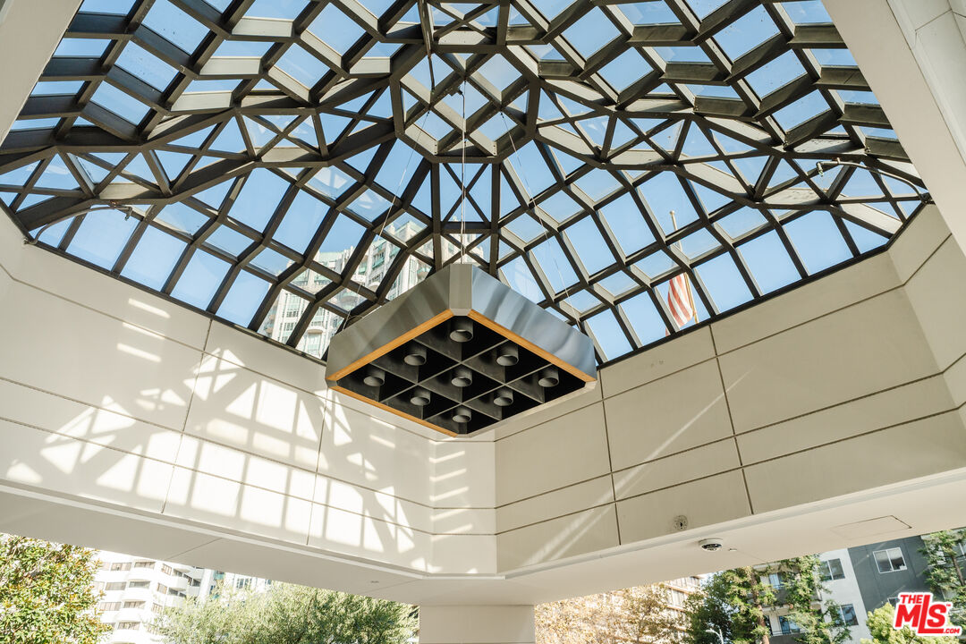 10601 Wilshire Blvd Unit: 303