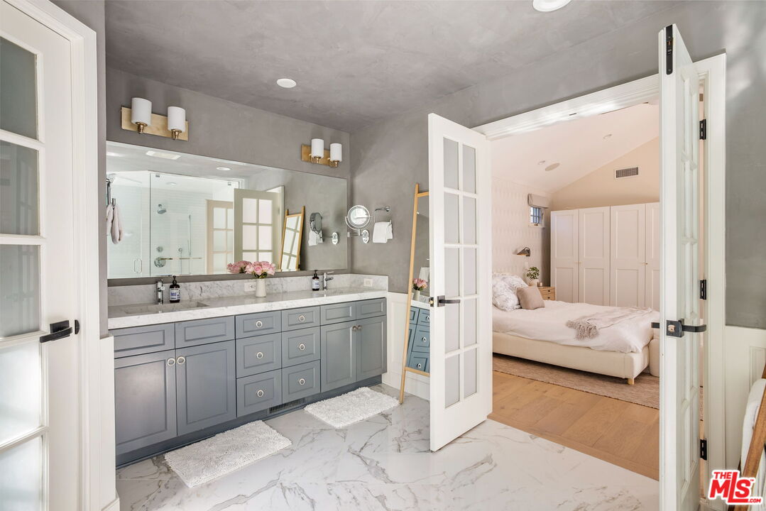 14664 Valley Vista Blvd