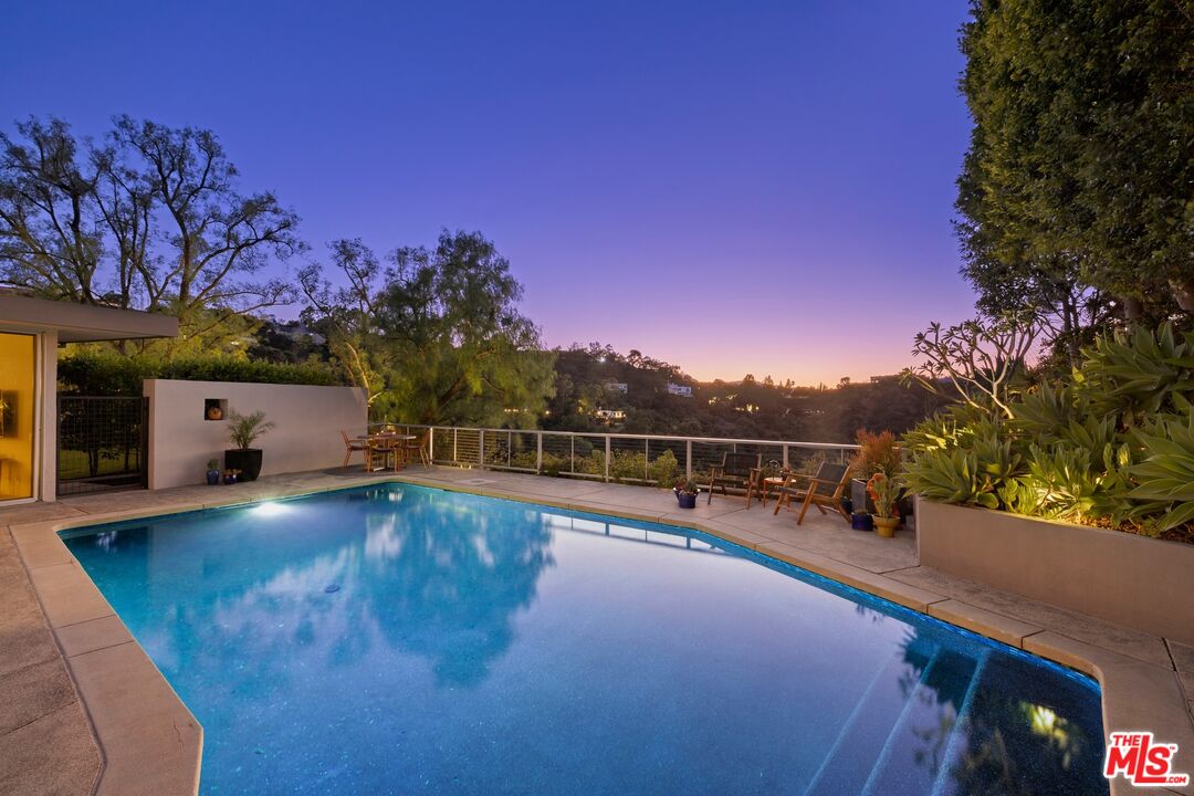 3523 Beverly Ridge Dr