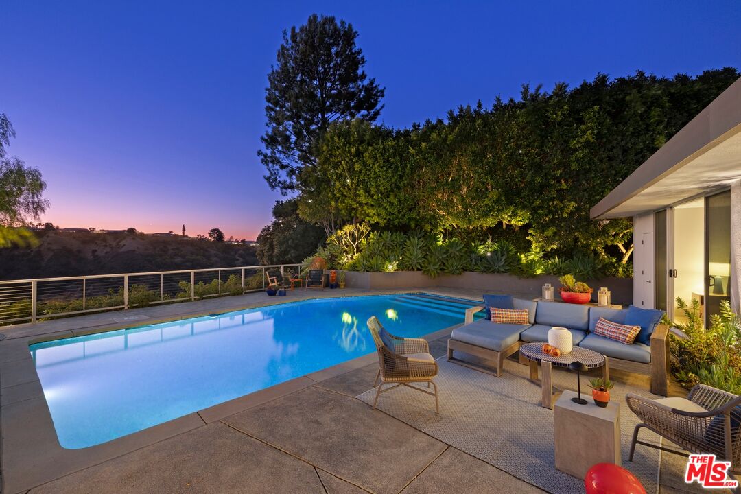 3523 Beverly Ridge Dr