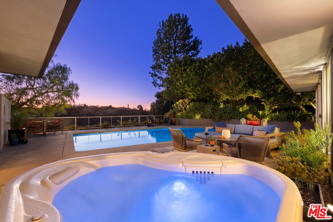 3523 Beverly Ridge Dr