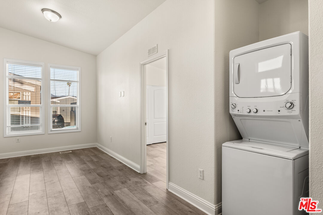 8250 Lankershim Blvd Unit: 109