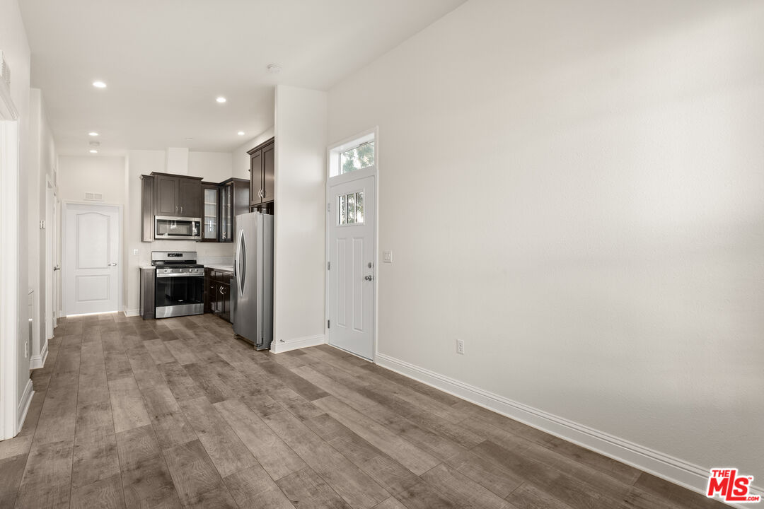 8250 Lankershim Blvd Unit: 109
