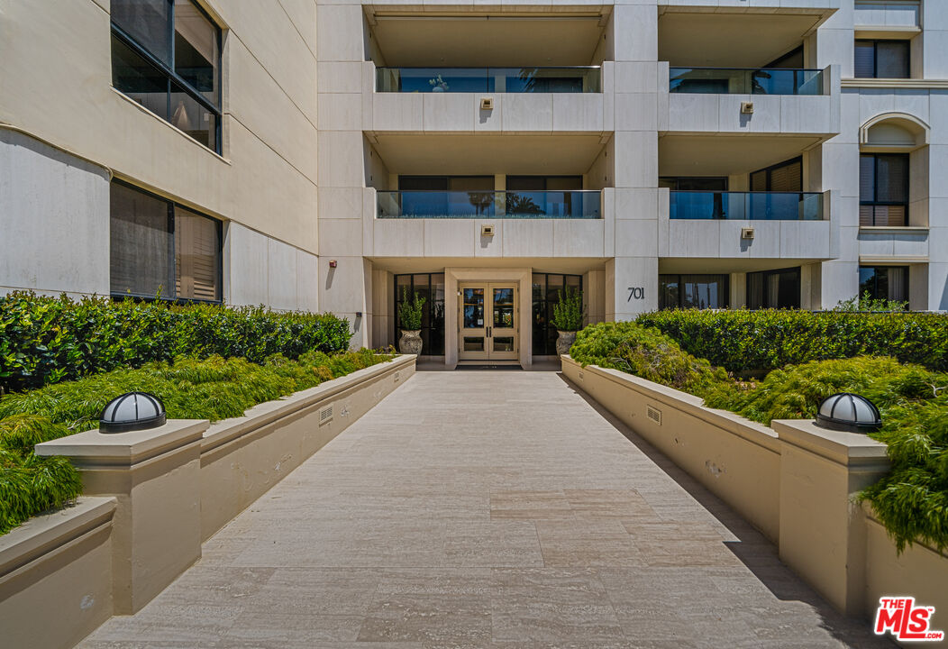 701 Ocean Ave Unit: 108