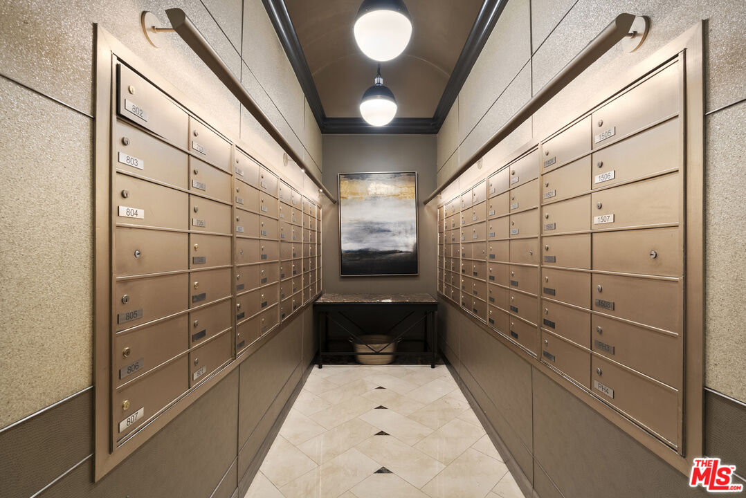 10520 Wilshire Blvd Unit: 407