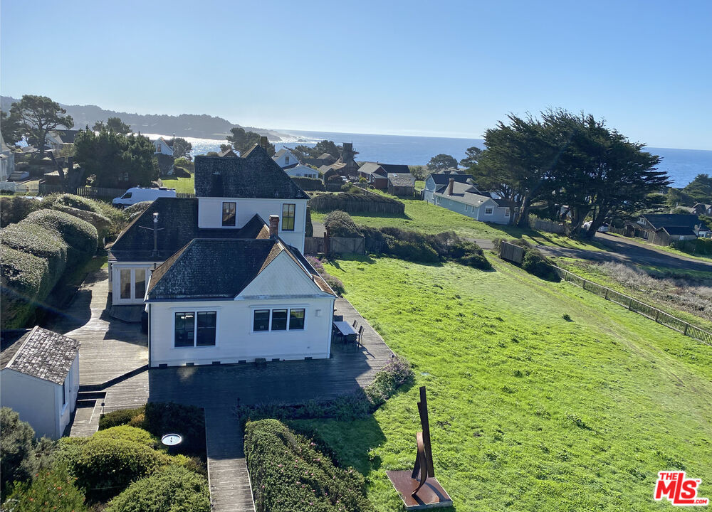 45340 Little Lake St