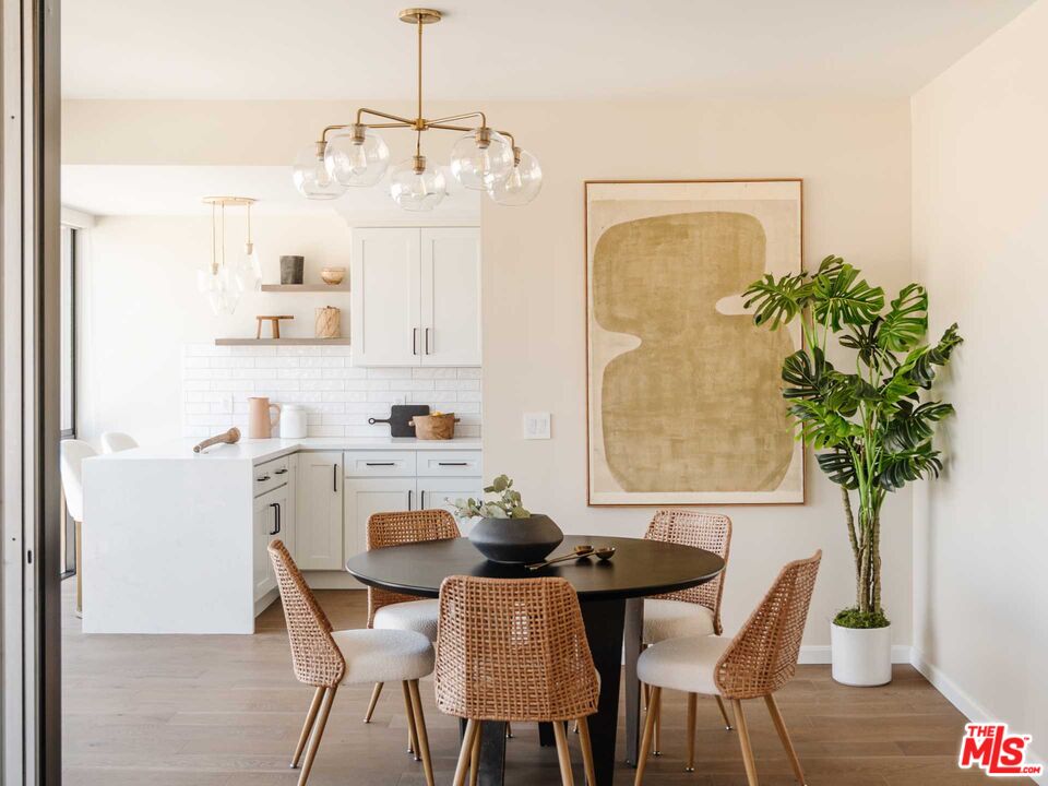 318 N Maple Dr Unit: 408