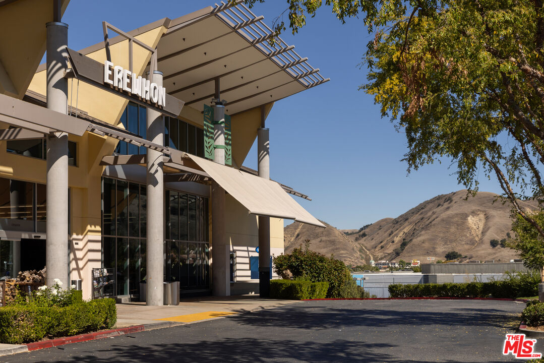 4240 Lost Hills Rd Unit: 602