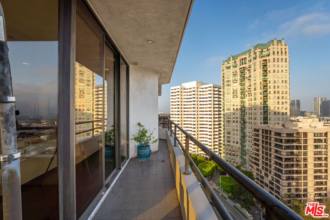 10601 Wilshire Blvd Unit: 1603