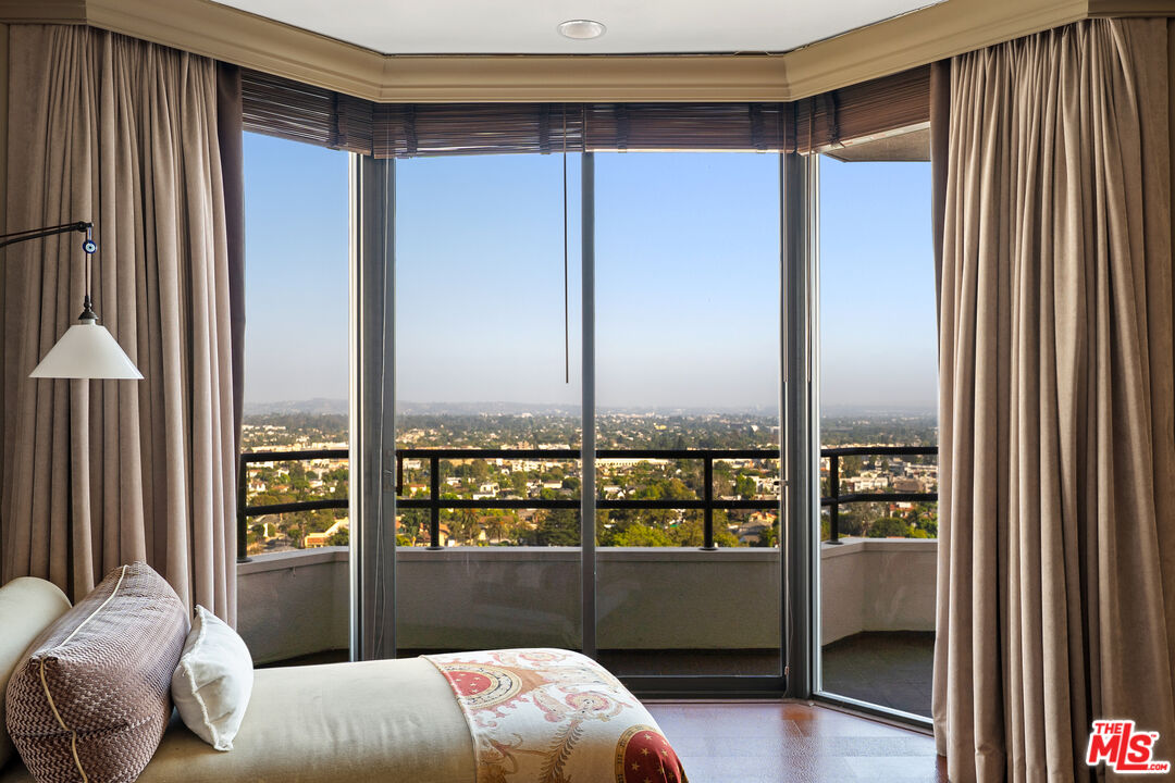 10601 Wilshire Blvd Unit: 1603