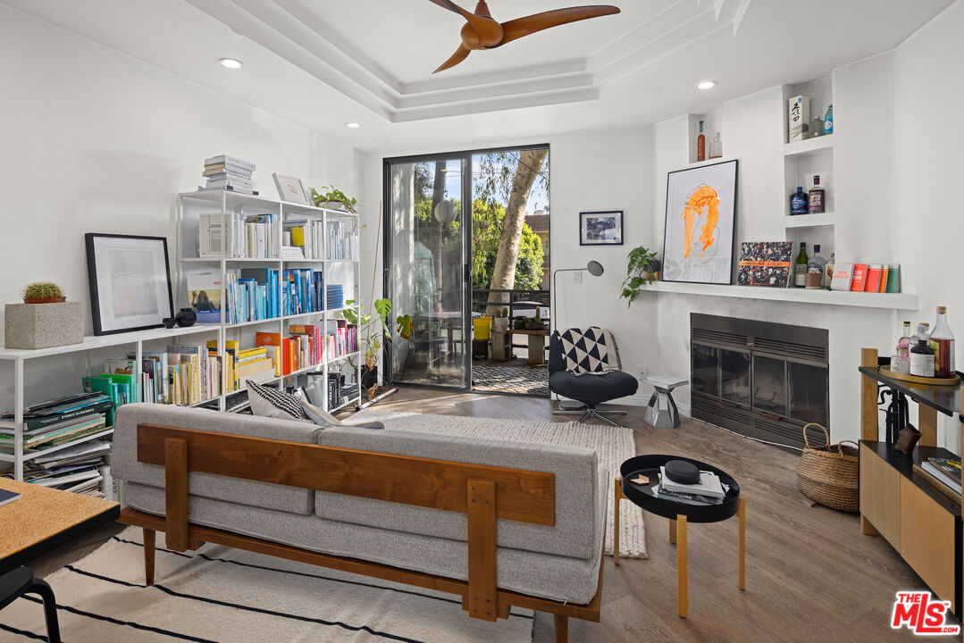 2500 Abbot Kinney Blvd Unit: 7